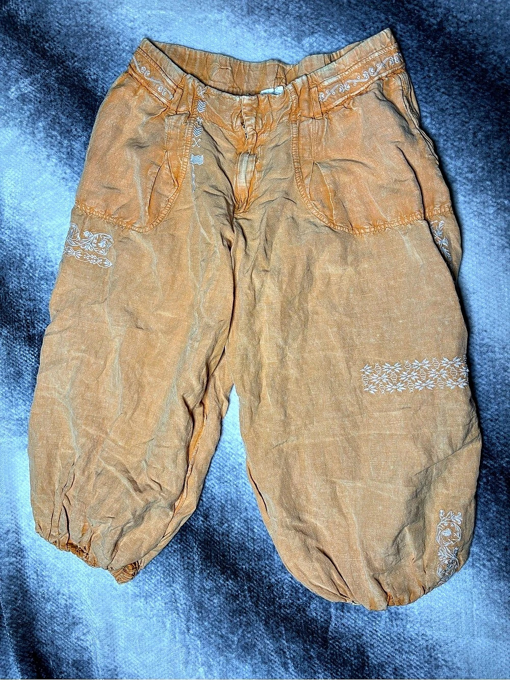 Anthropologie Embroidered Cropped balloon Pants in Orange Size Large